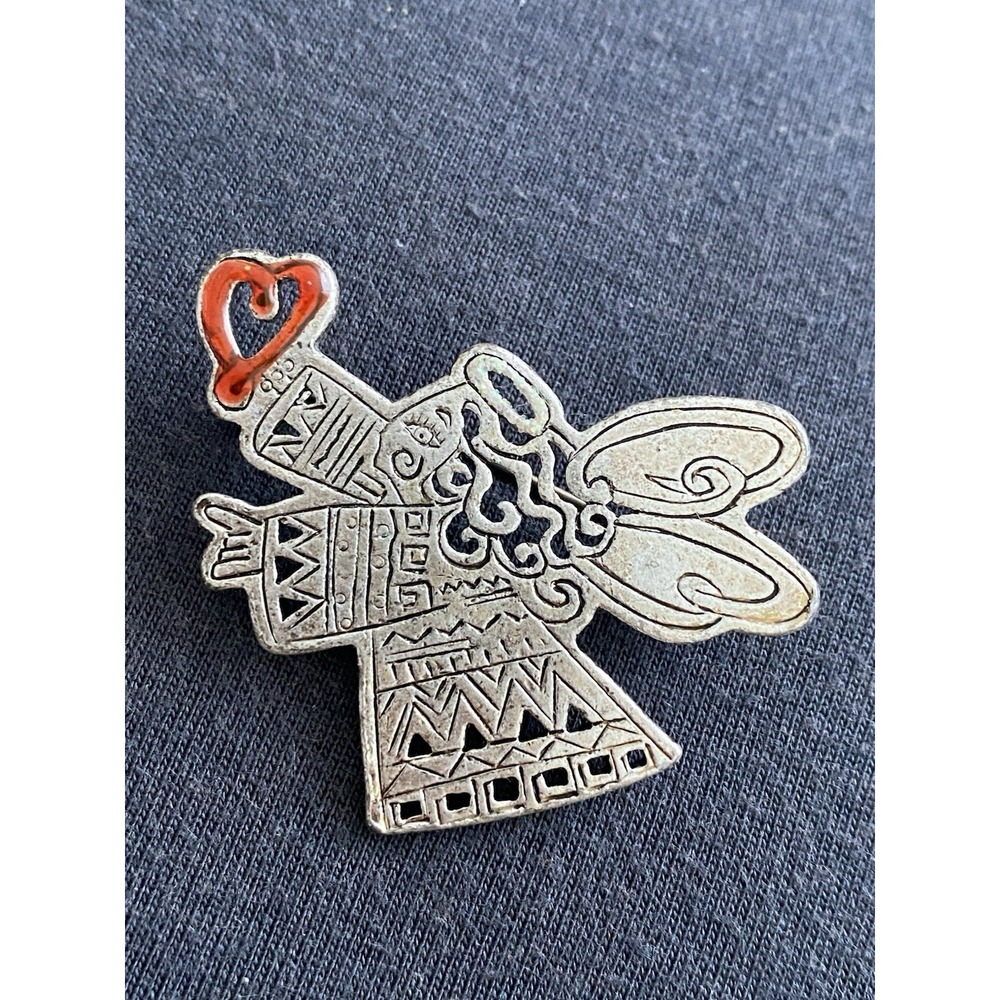 Chico's 2006 Cute Angel Holding Heart Silver Tone Brooch Signed Spiritual Charm